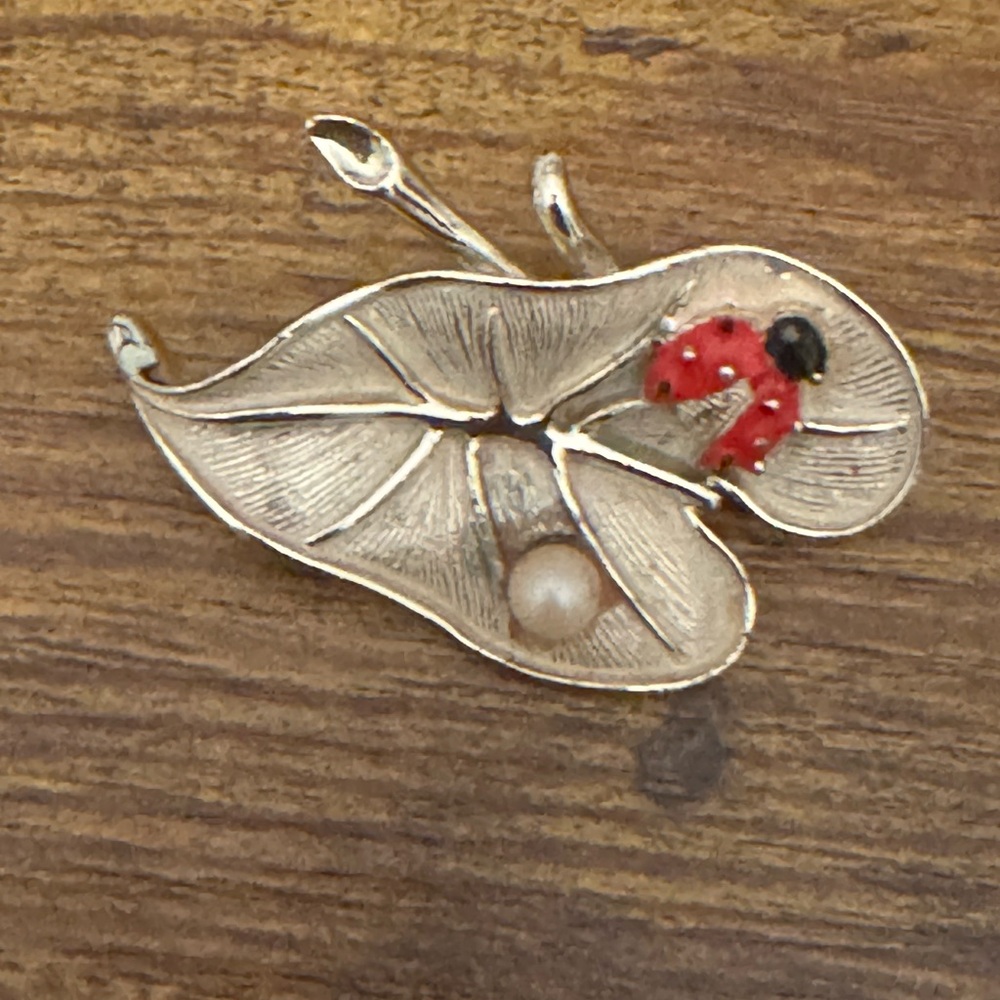 Vintage Leaf Brooch with Enamel Ladybug and Faux Pearl Accent